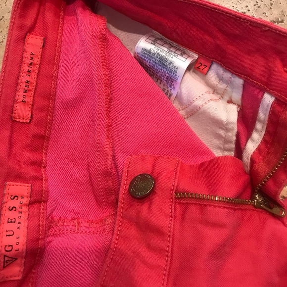 GUESS Power Skinny | Size 27 - Picture 3 of 4